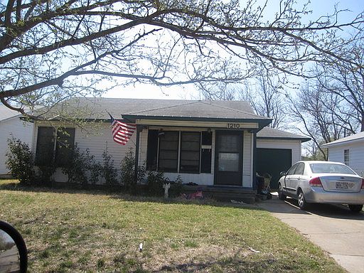 1st image of 1210 SE 18th St