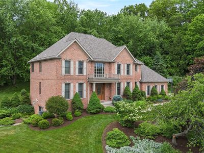 113 W Wild Cherry Dr, Mars, PA, 16046