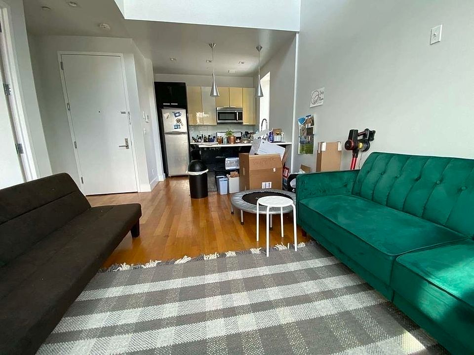 1st image of 700 Flushing Ave APT 4C