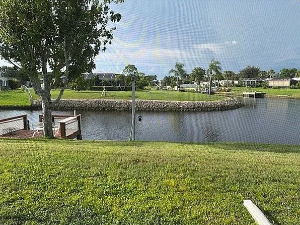 6480 Angle Pl, North Port, FL 34287