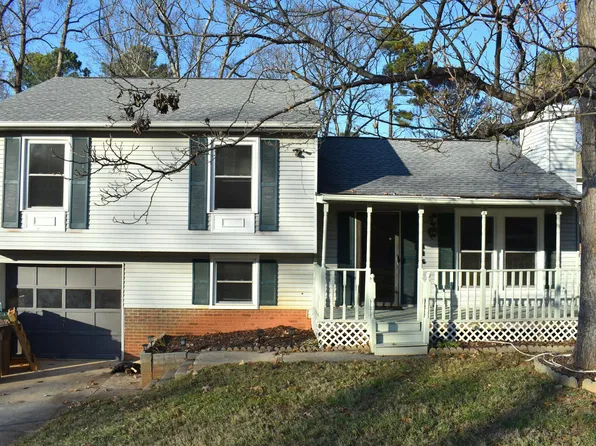 116 Willoughby Ln, Cary, NC 27513