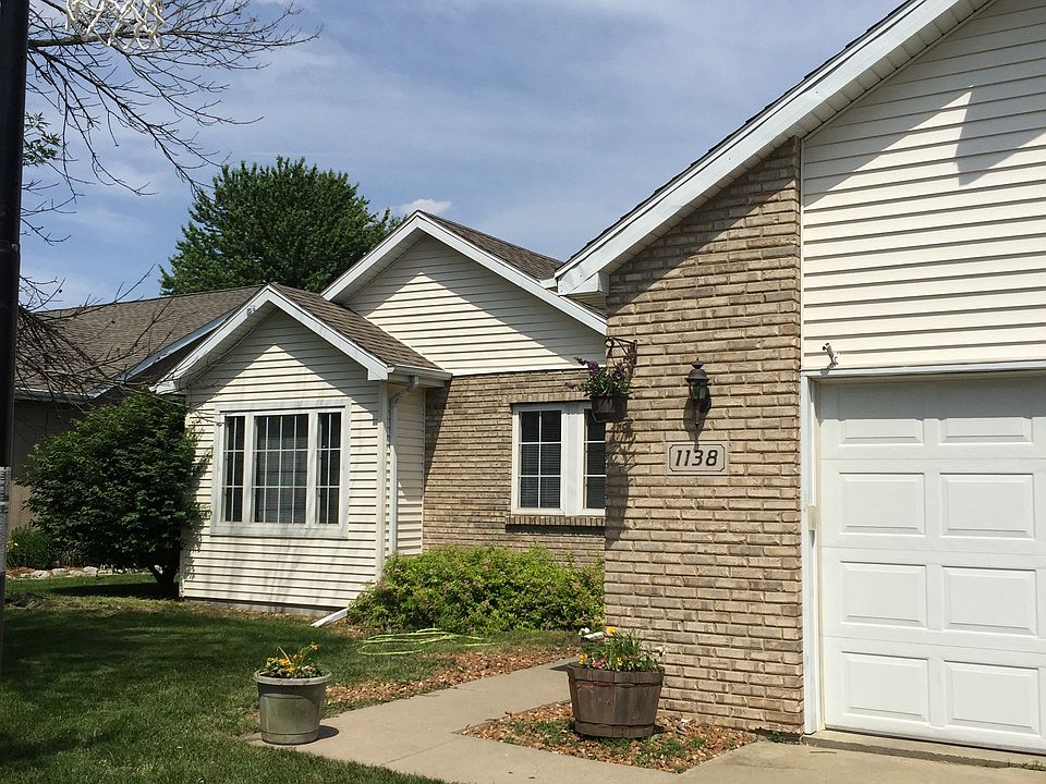 1st image of 1138 King Arthur Ln
