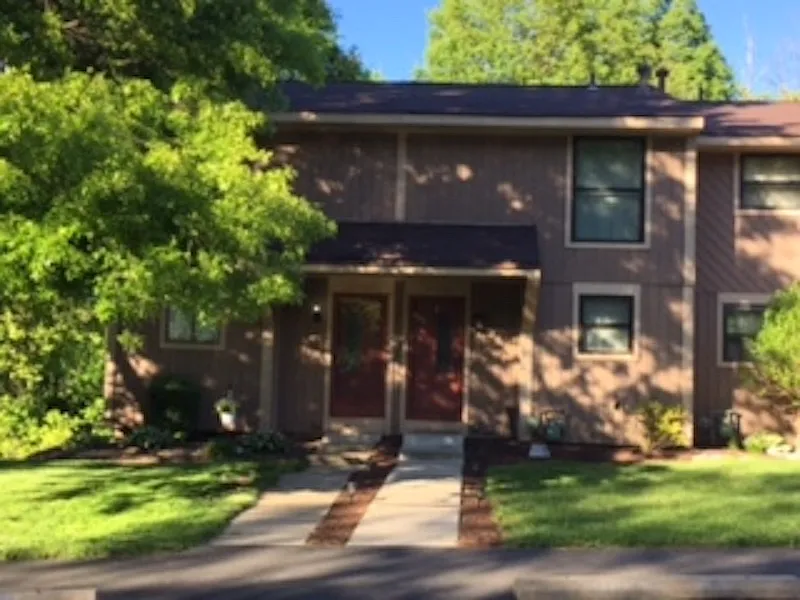 3160 Laurel Ridge Cir photo 1
