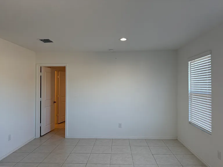 348 Dry Canyon Way — Photo 18