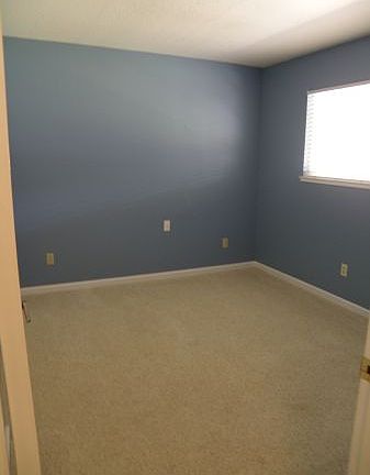 4th image of 5028 Oleander Dr