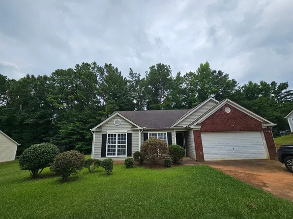 206 Plantation Trl, Griffin, GA 30223