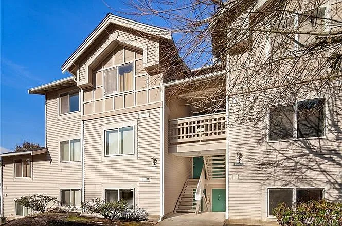 4200 Smithers Ave S #A103 — Photo 5