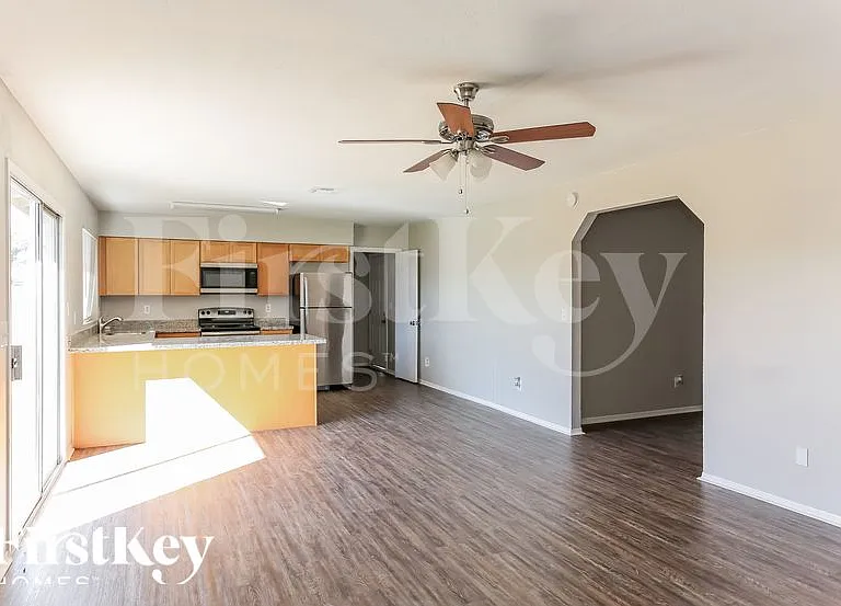 6935 W Palo Verde Ave — Photo 8