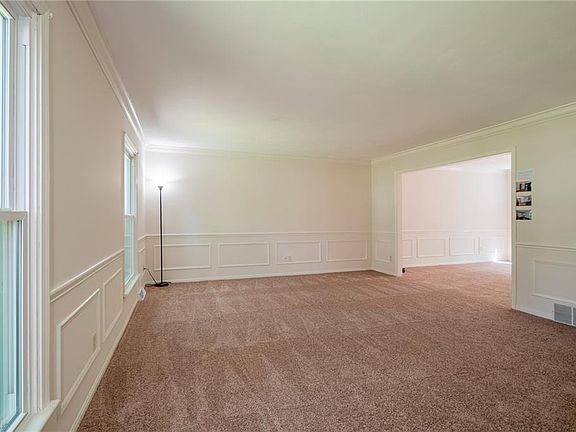 4th image of 7357 Hudson Park Dr