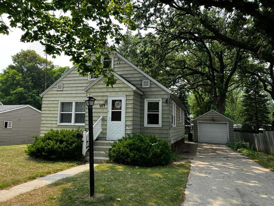 1st image of 709 N 12th St