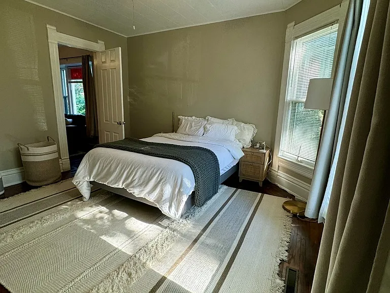 814 Douglas Ave — Photo 4