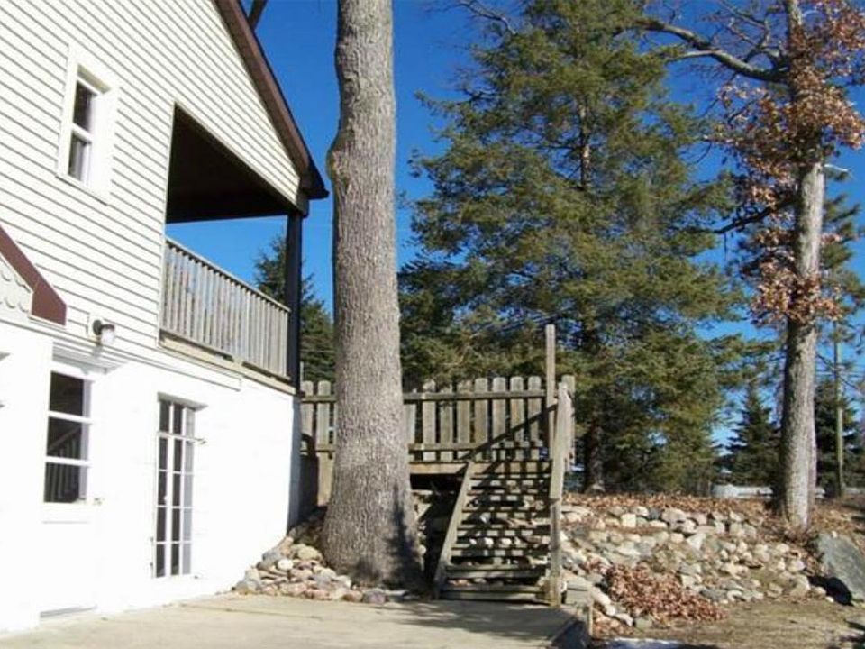 845 Indianwood Rd, Lake Orion, MI 48362 Zillow