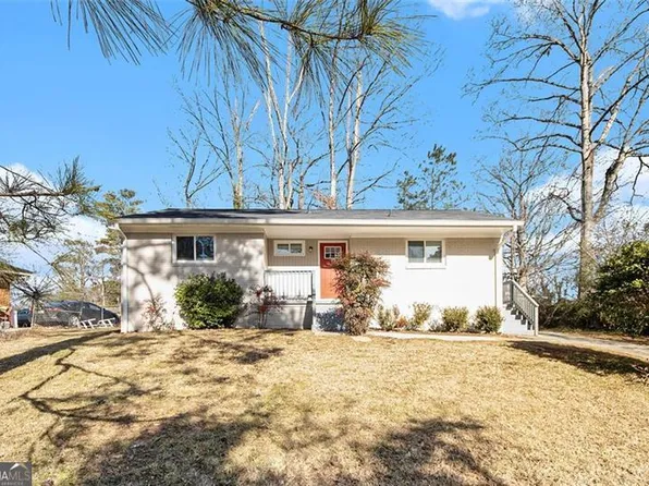 2352 Scotty Cir, Decatur, GA 30032