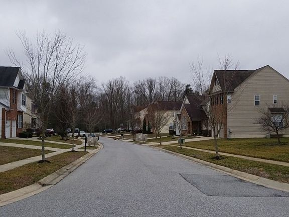 5th image of 2990 Grist Ct
