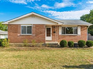 3018 Barbee Ave, Grove City, OH 43123