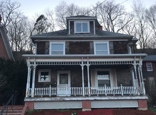 405 S Bench St, Galena, IL 61036