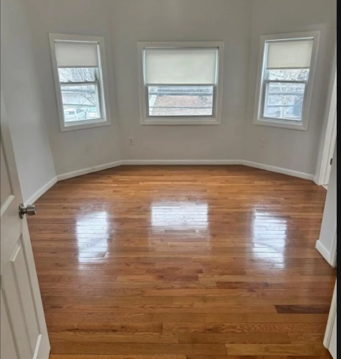 3 bed, $2,400 — Photo 1