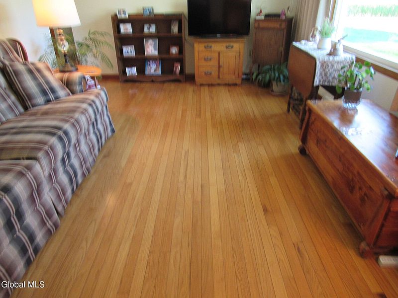 3rd image of 8 Spruce Street