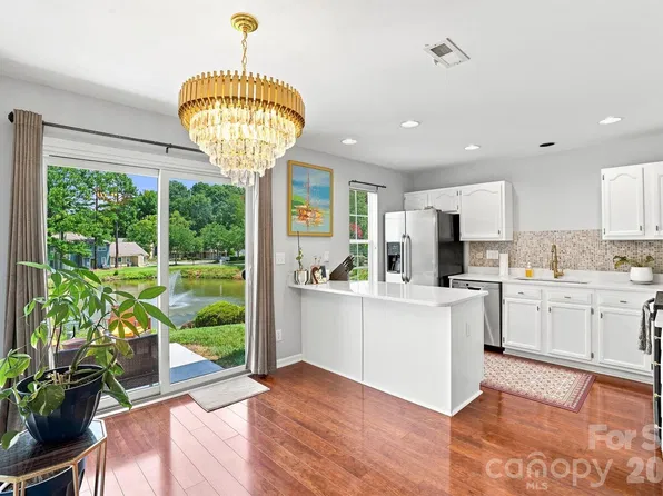 9014 Four Mile Creek Rd, Charlotte, NC 28277