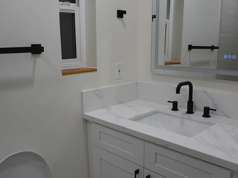 954 Harbor View Dr — Photo 11