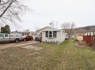 W4300 County Road M TRAILER 14, La Crosse, WI 54601