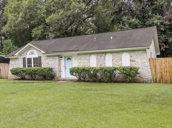 37 Delaware Rd, Goose Creek, SC 29445