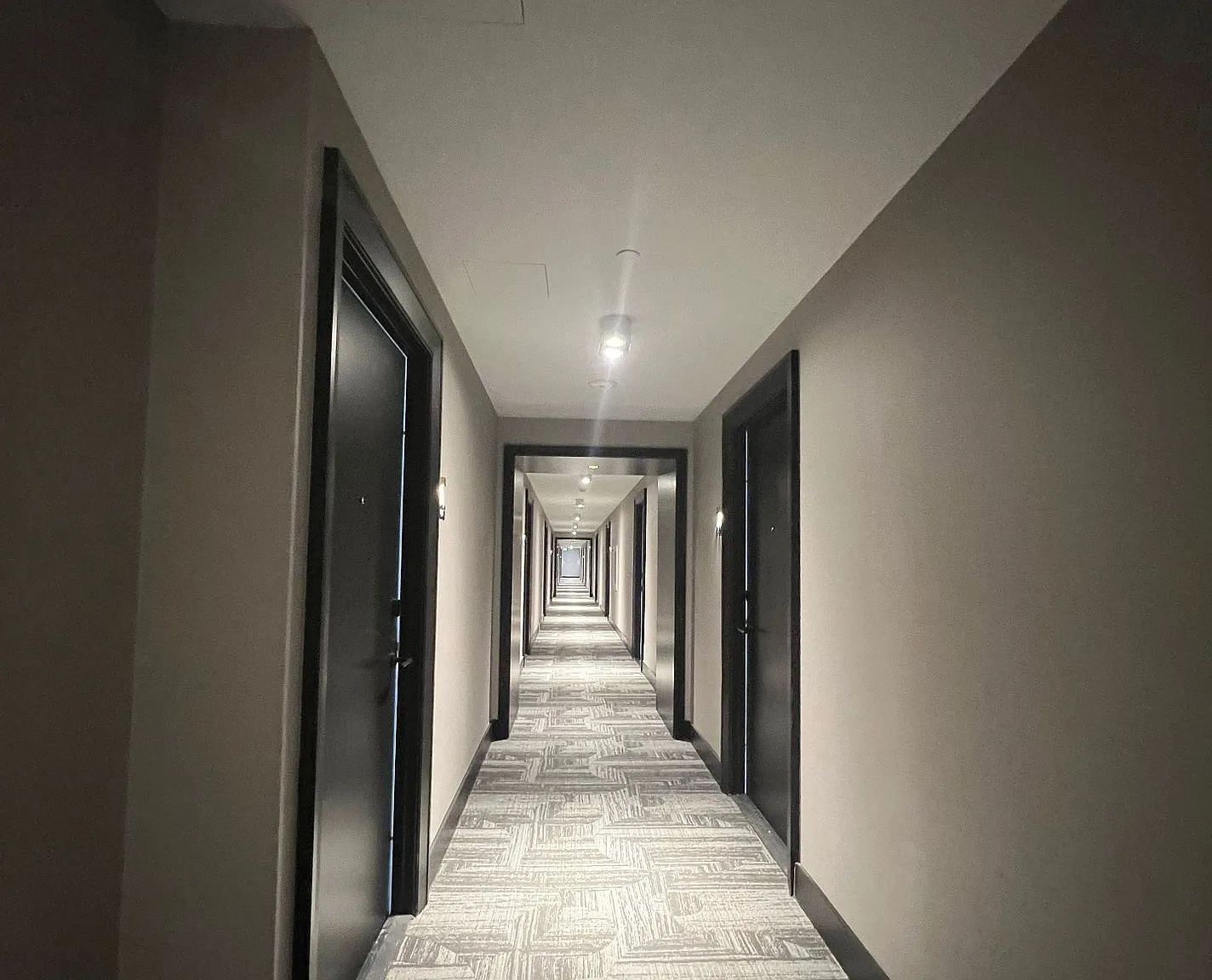 2 bed, $2,300 — Photo 4