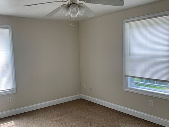 5th image of 1193 Main St Unit 4