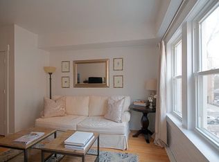 2535 Prairie Ave APT 2, Evanston, IL 60201