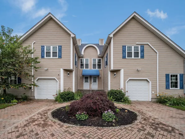 94 Waldron Drive, Westbrook, CT 06498