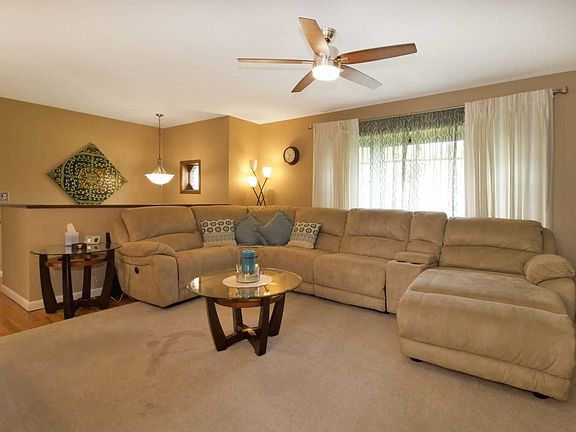 5th image of 27 Toms Way