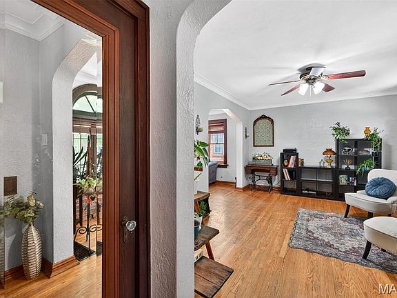 5th image of 3990 Bowen St