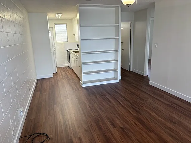 3150 Brokaw St — Photo 2