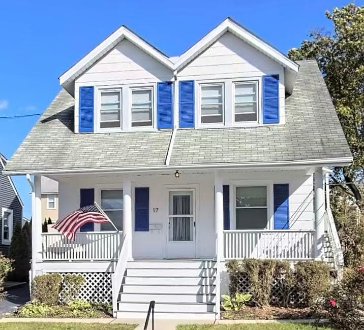 1st image of 15 Whittemore Pl