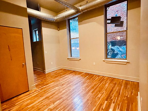 4th image of 1206 Clay St APT 1