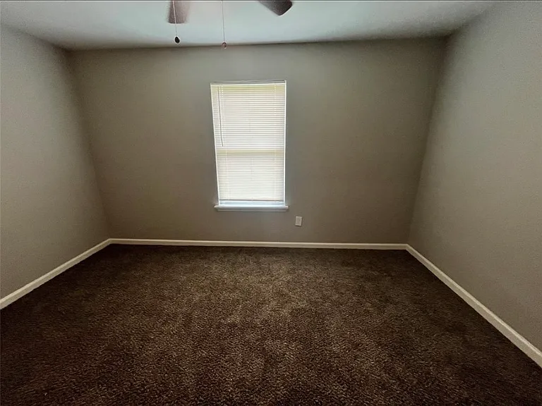 4219 Friar Point Rd — Photo 9
