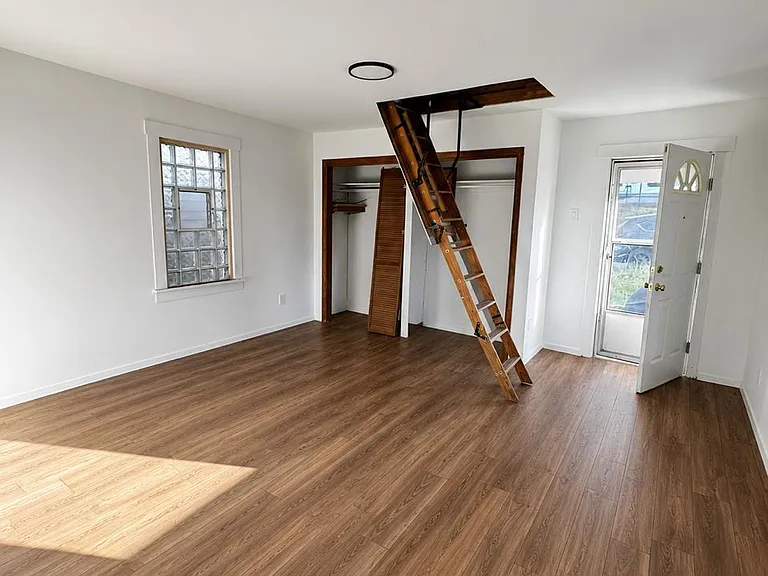 1101 Lysle Ave — Photo 7