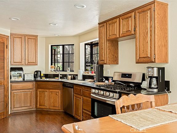 4th image of 27432 White Fir Dr
