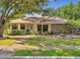 626 Brittany Dr, Mesquite, TX 75150