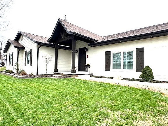 5th image of 8 Midview Drive