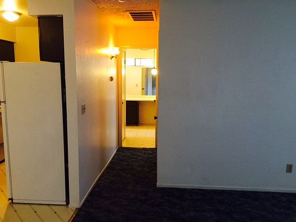 5th image of 2626 N Maroa Ave APT 205