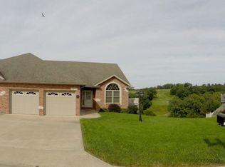 12927 Eagle Ridge Rd, Holts Summit, MO 65043