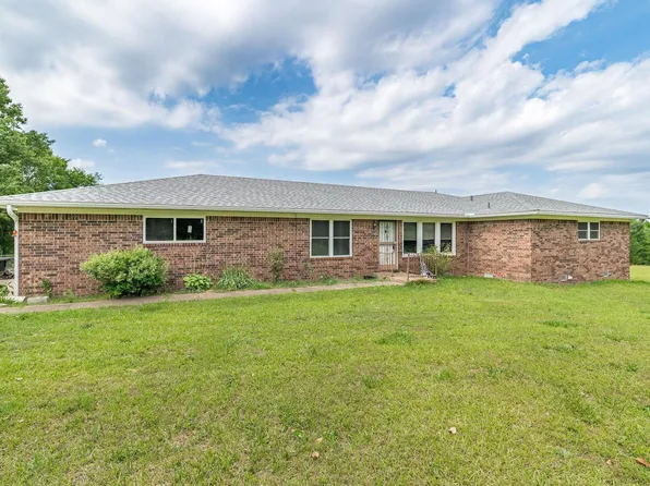 1694 Amity Rd, Hot Springs, AR 71913