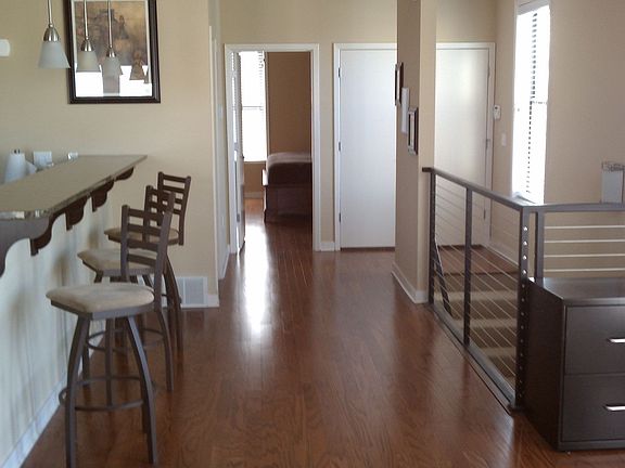 Breakfast bar / hallway