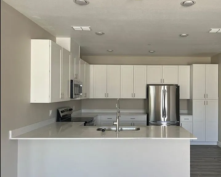 405 Richlands Way #202 — Photo 12