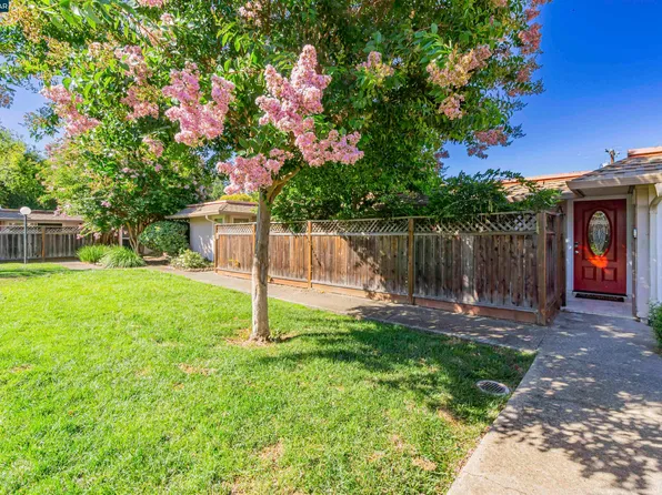 1691 Alvarado Ave APT 33, Walnut Creek, CA 94597