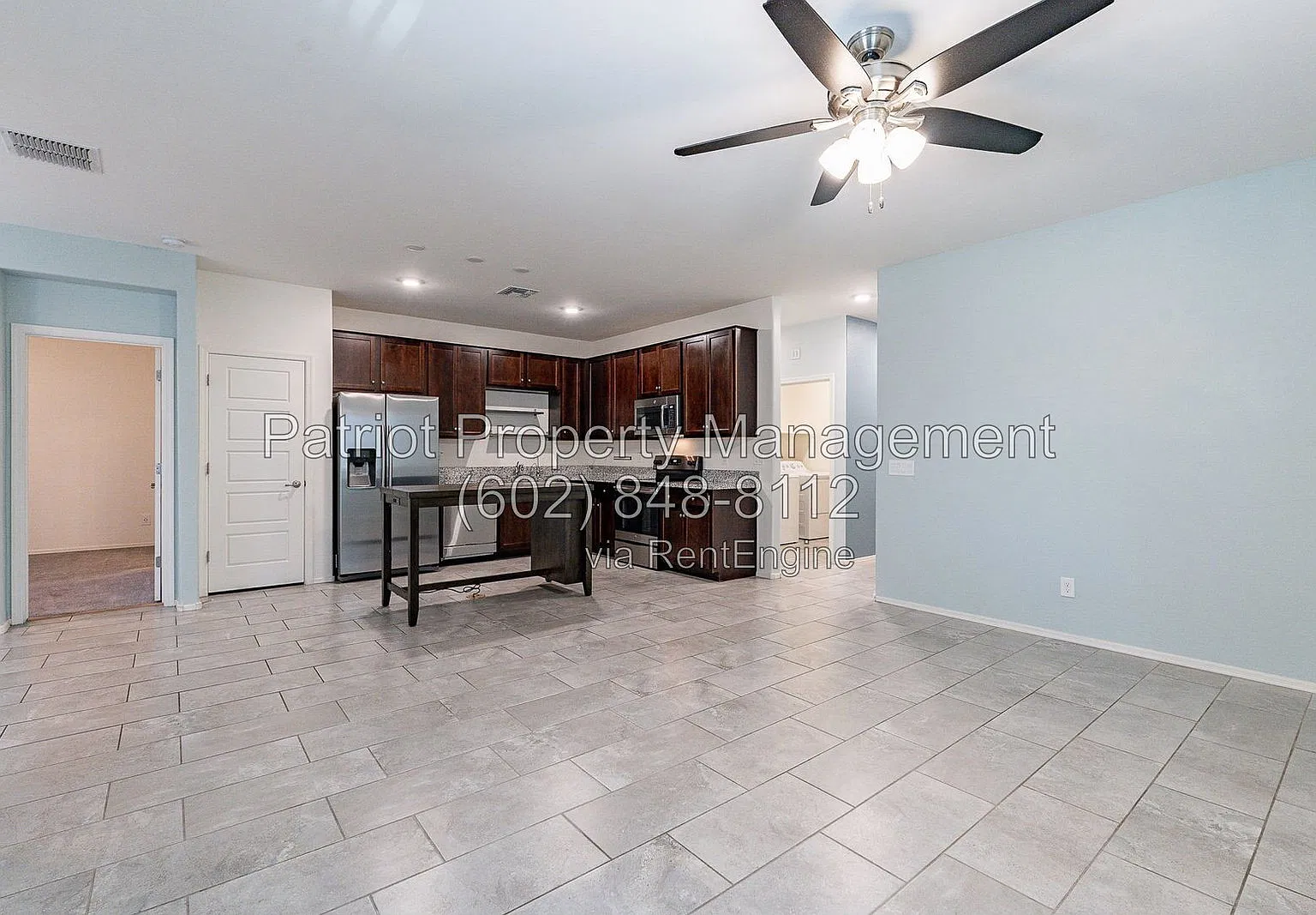 3 bed, 2.0 bath, 1364 sqft, $1,900 — Photo 2