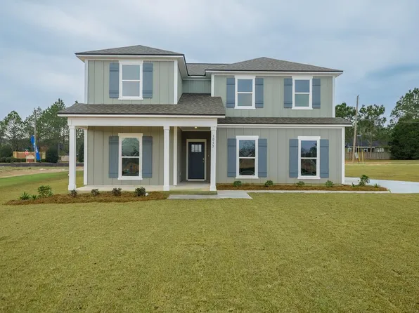 1055 Angie Ln, Hahira, GA 31632