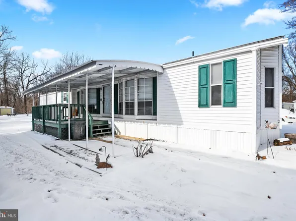 3112 Queen Castle Ct, Street, MD 21154