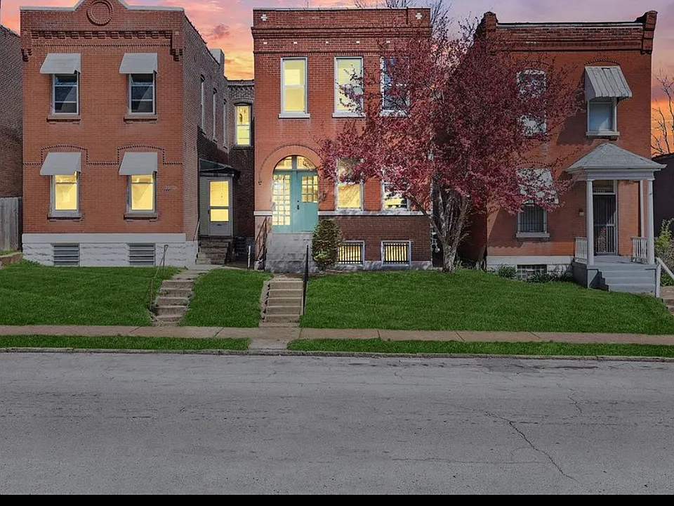 3443 Keokuk St